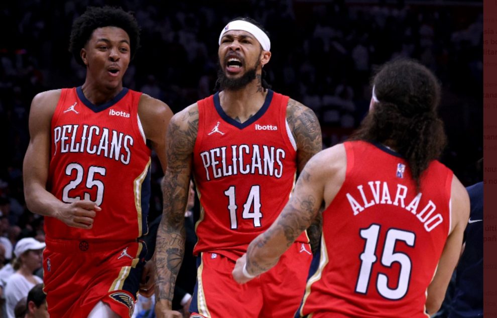 Pelicans play in Clippers
