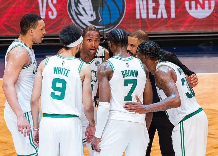 Celtics ganan Nets Playoff