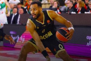 mónaco pega casa zalgiris